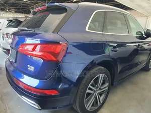 Audi Q5 2017 Blue