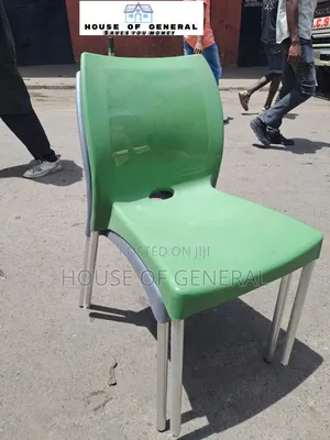 Jungle Green Plastic Chair, Plastic Chair With Metal Legs