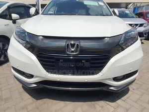Honda Vezel 2017 White
