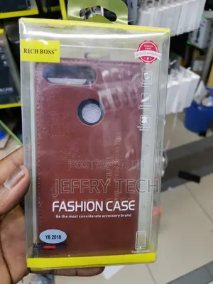 Universal Case for Huawei Y6 Prime 2018 - Brown