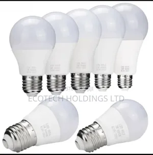 5wts E27 Screw Type Warm White Bulbs. Az1.