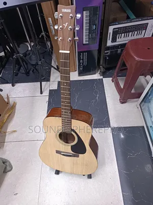 Yamaha F310 Accoustic Size 40