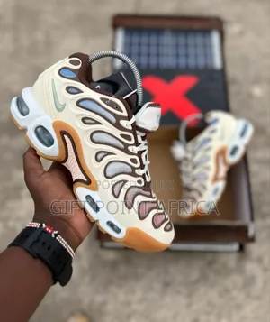 Nike Air Max Plus Drift Sneak for Men