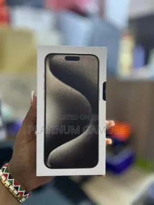 New Apple iPhone 15 Pro Max 256 GB Silver