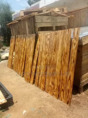 Rustic Pallets Stripes