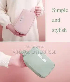 Small Travel Makeup /Cosmetic Pouch Waterproof Bag for Women