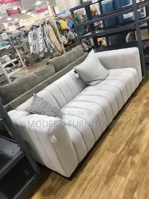 Stylish Lines Chesterfield Design 3 Seater Sofa/3 Seater Sofa