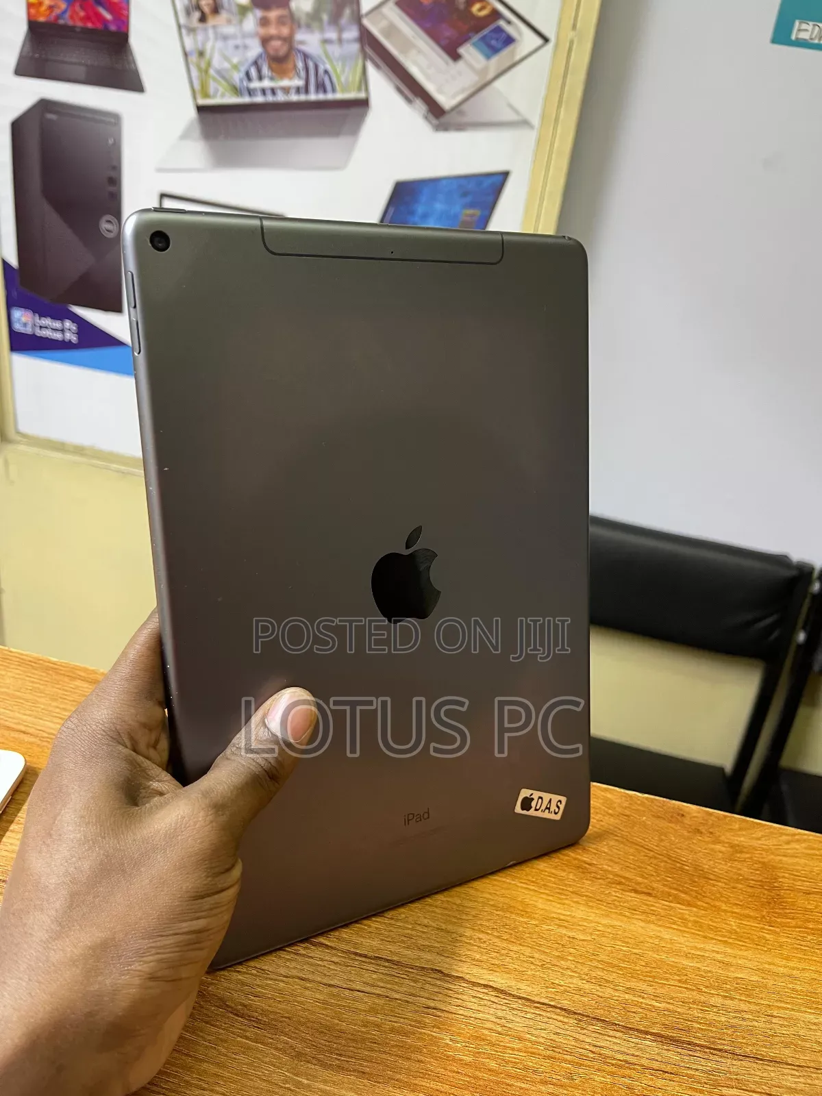 Apple iPad Air (2020) 64 GB Gray