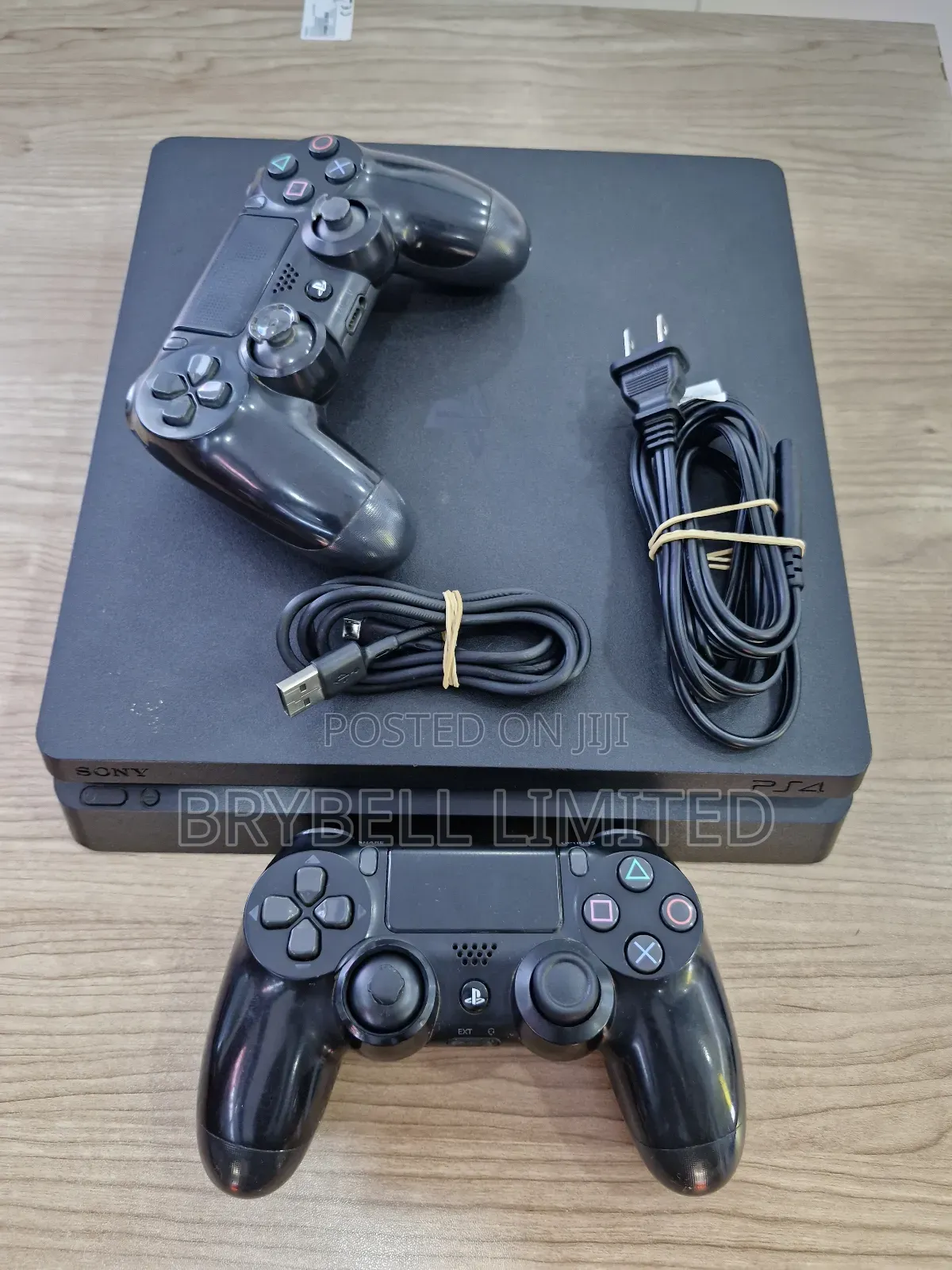 Ps4 Slim With 2 Game Controllers (Pads]