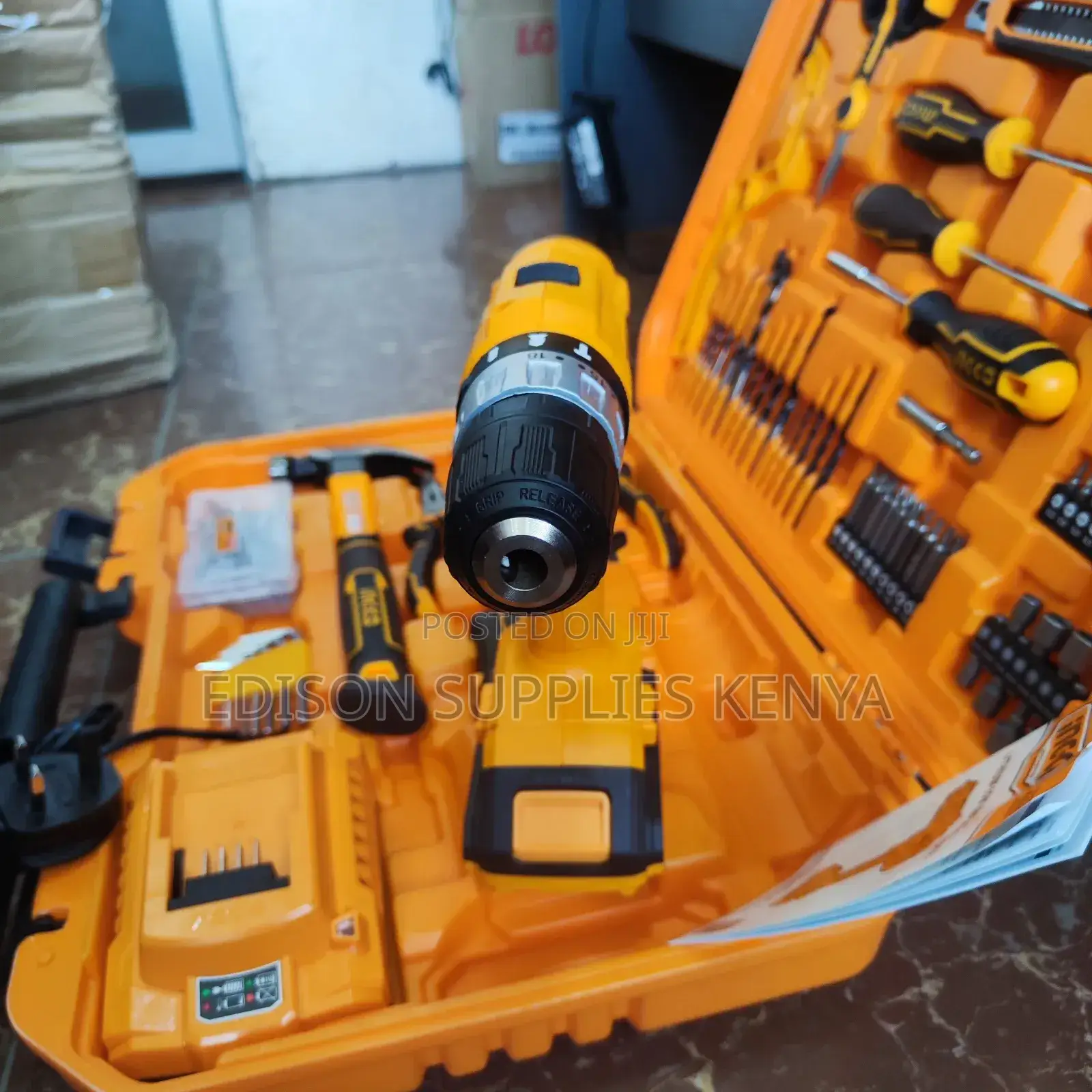 Ingco Cordless Drill Tools Set 165pcs Toolset Tool Boxes