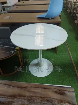 Round Negotiation Table