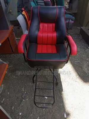 Simple Barber Seat