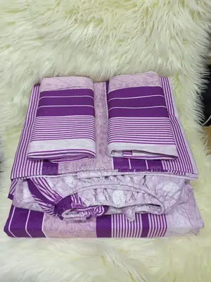 Set of 5pcs Cotton Bedding Set.