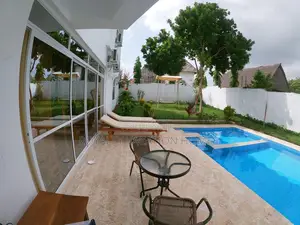 4 Bedroom Private Villa in Diani Beach With Swimming Pool.