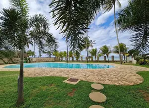 3 Br Beachfront Penthouse Apartment at Xanado Beach Apartments