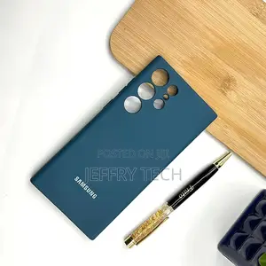 Samsung Galaxy S24 Ultra Liquid Silicone Case Cover (Royal B