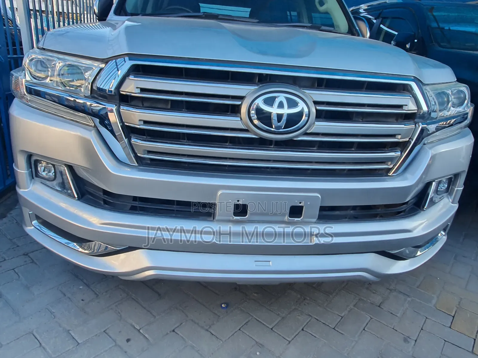 Toyota Land Cruiser 2017 Silver