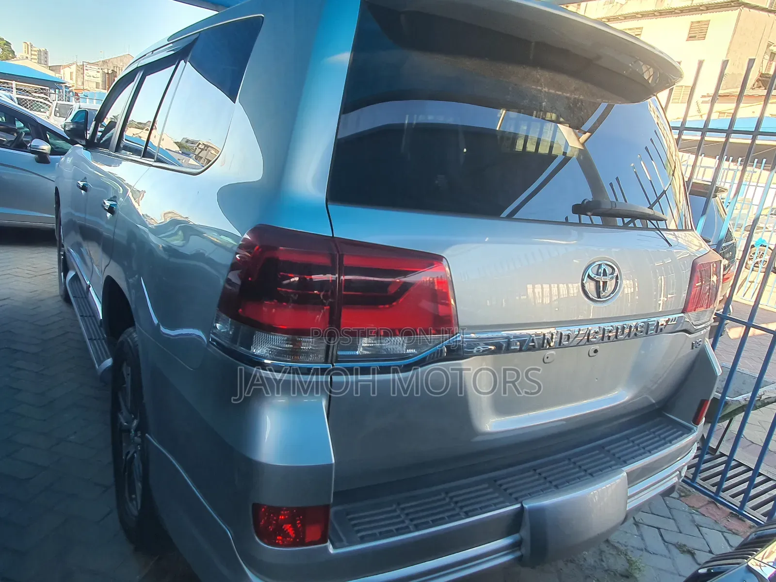 Toyota Land Cruiser 2017 Silver