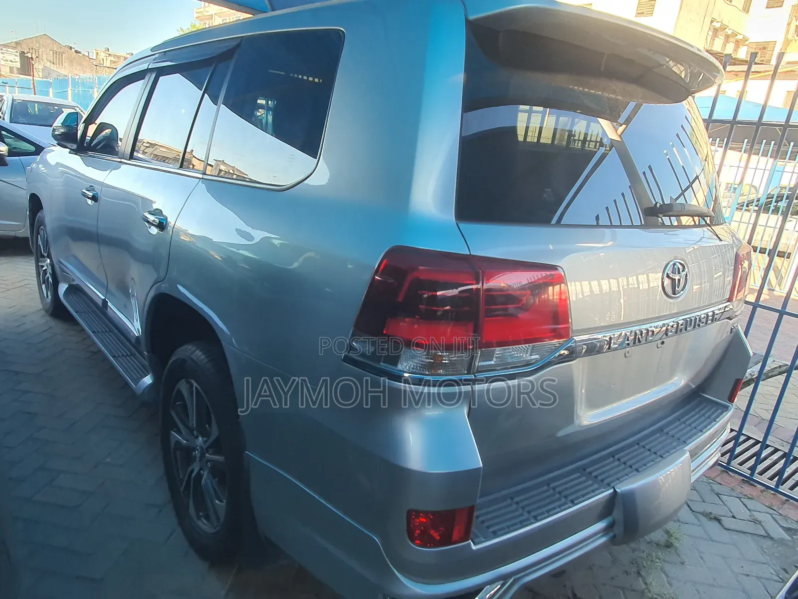 Toyota Land Cruiser 2017 Silver