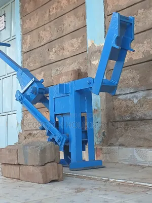Title :Wide Makiga Interlocking Block Making Brick Machine