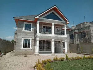5bdrm Maisonette in Police Sacco, Kitengela for sale