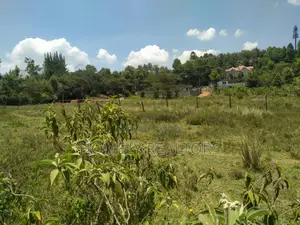 Residential Quarter Acre Plot in Kerarapon Ngong Near Tarmac