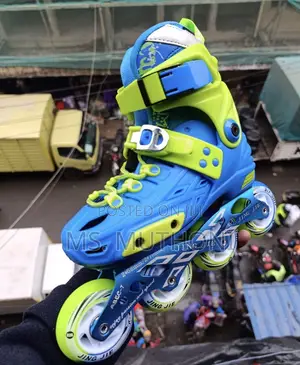 Professional Roller Skate With a Pop of Color