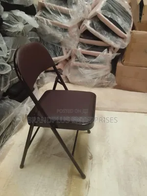 Brown Foldable Chair