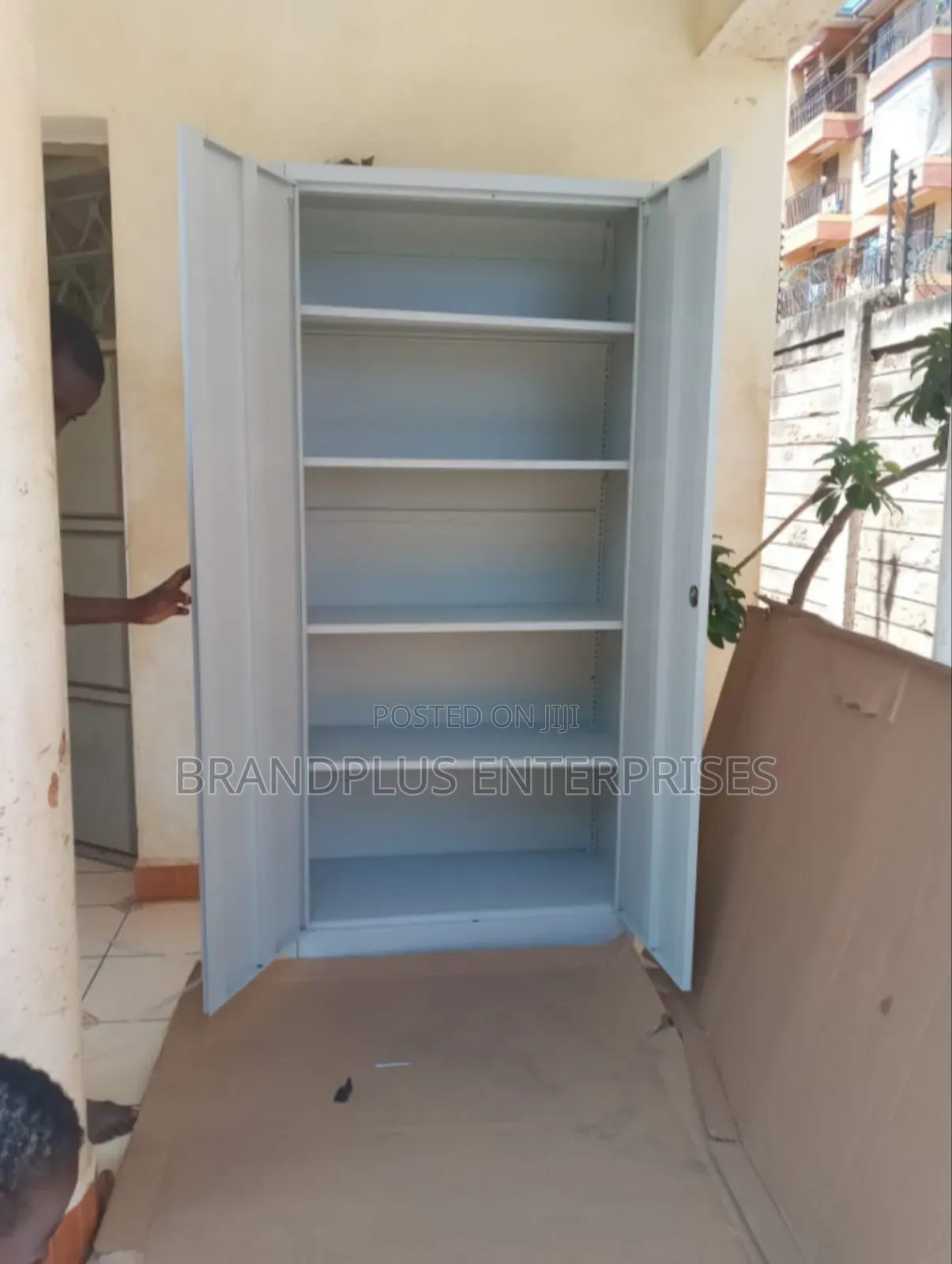 Stationary Cabinet