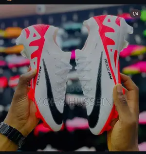 NIKE Air Zoom White ORIGINAL Football Boots