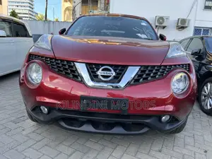 Nissan Juke 2017 Red