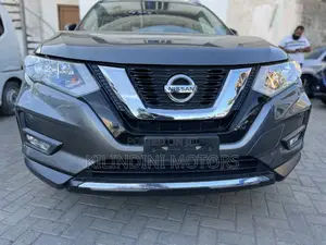 Nissan X-Trail 2018 Gray