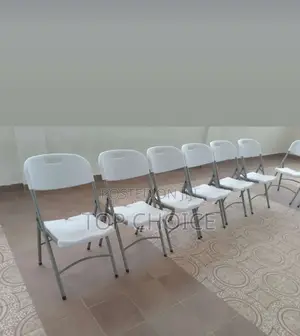 White Plastic Training Chairs /(Foldable Chairs)