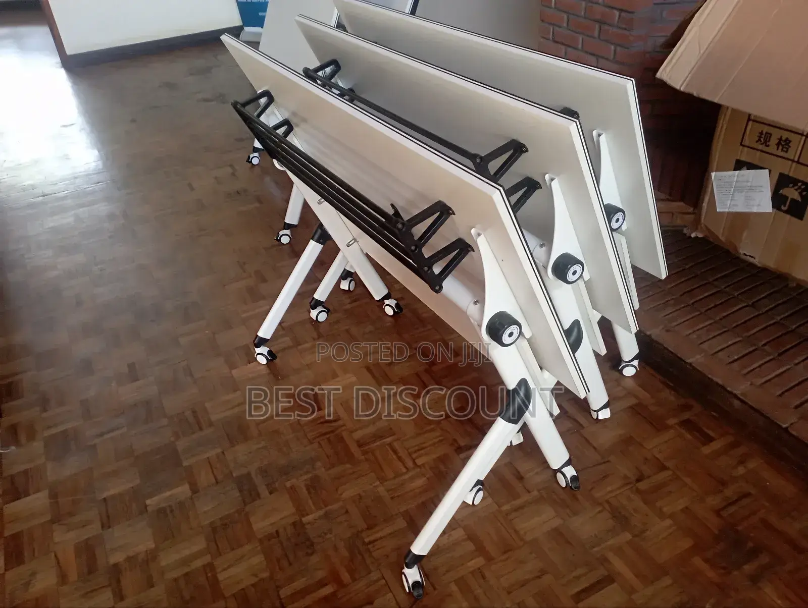 Foldable White Table