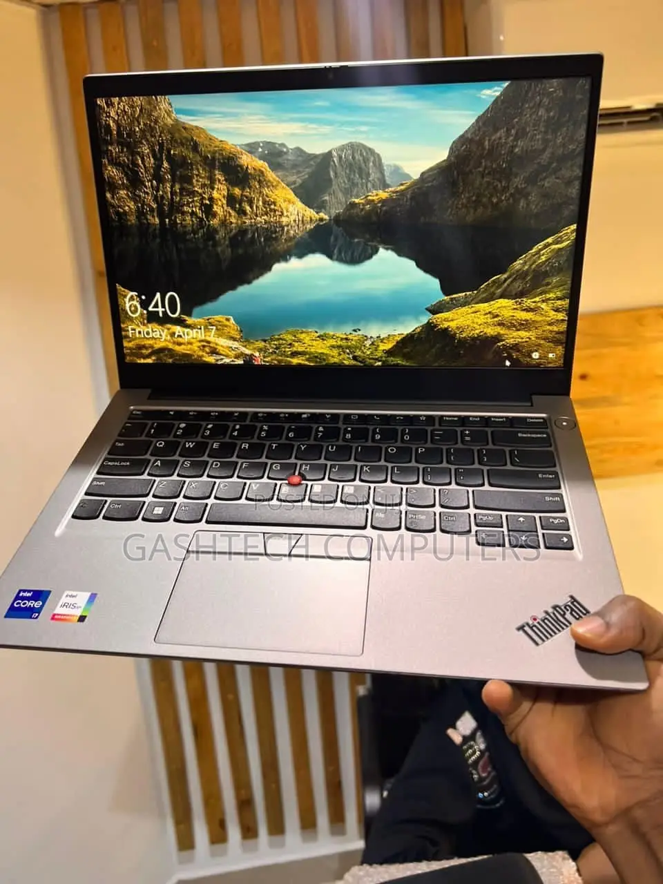 New Laptop Lenovo ThinkPad E14 G5 8GB Intel Core I5 SSD 512GB