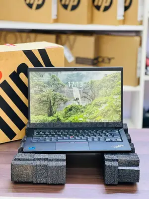 New Laptop Lenovo ThinkPad E14 G5 8GB Intel Core I5 SSD 512GB