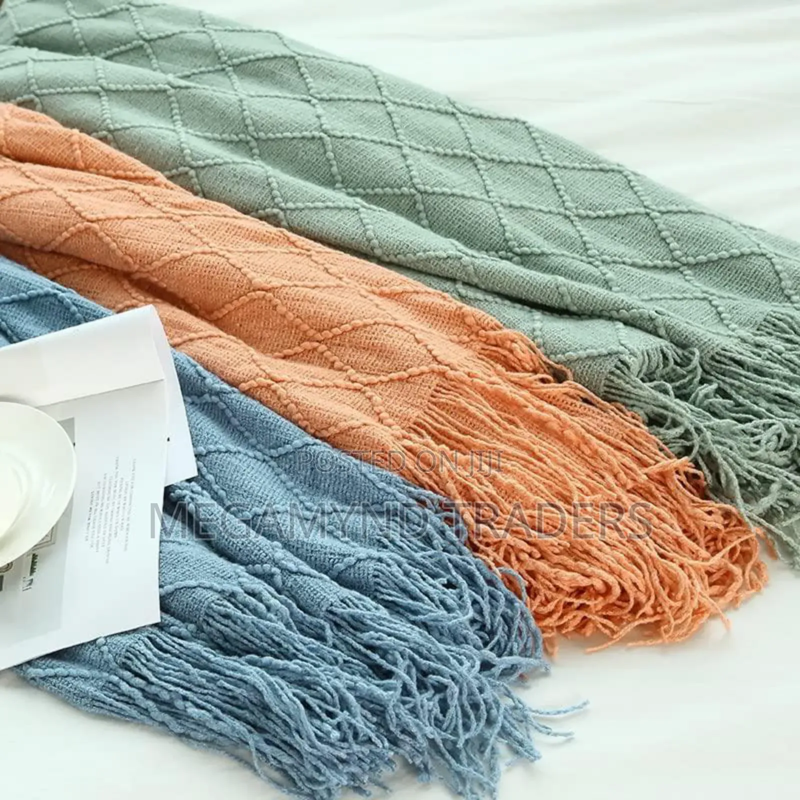 Knitted Throw Blanket With Tassels/Lightweight Soft Blanket