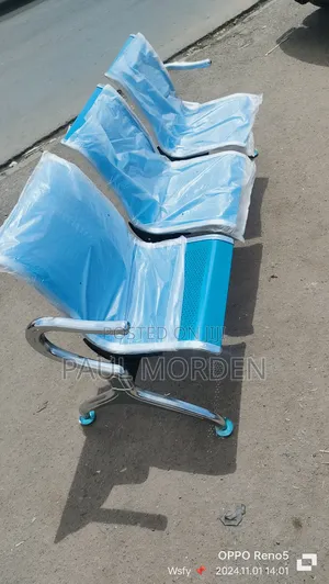 Link Chair Link Three Seater Chair