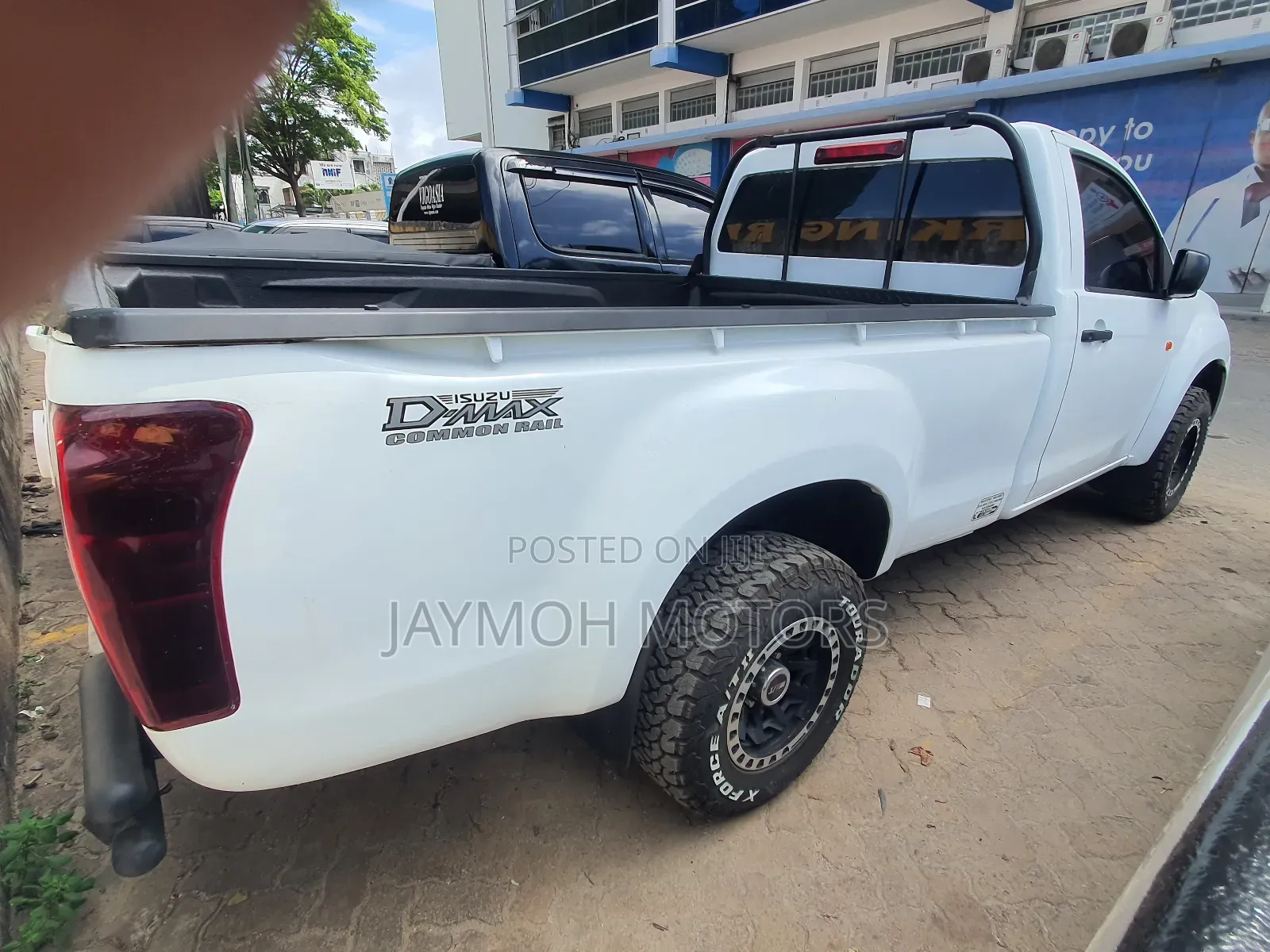 Isuzu D-MAX 2019 White