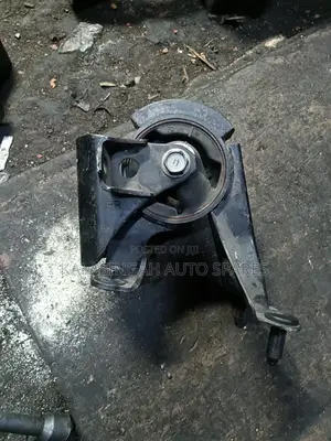 Auris Gearbox Mounting