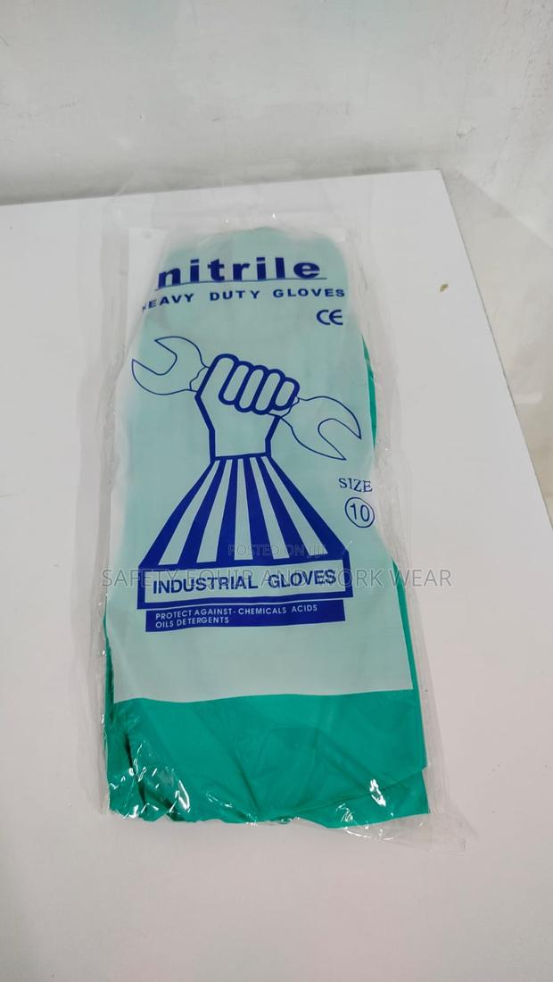 Nitrile Glove - main view