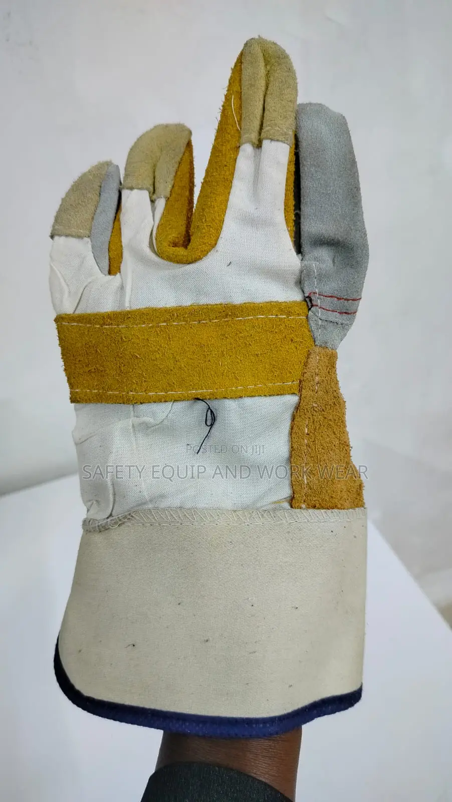 Short Leather Gloves
