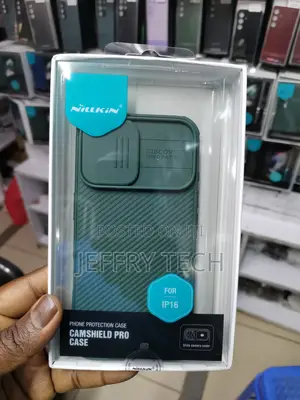 Nillkin for iPhone 16 Case With Camshield-Green