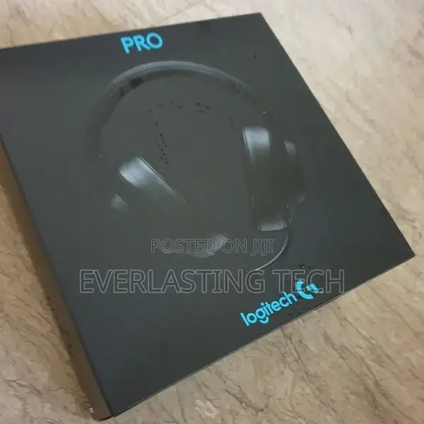 Logitech G PRO Gaming Headset Lightspeed