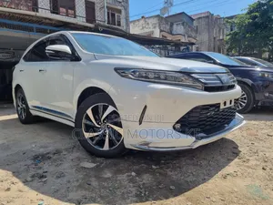 Toyota Harrier 2.0 Turbo 2018 Pearl
