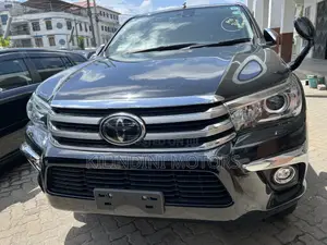 Toyota Hilux 2018 Black