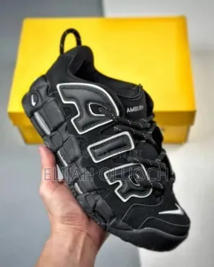 Nike Air Uptebompo Low