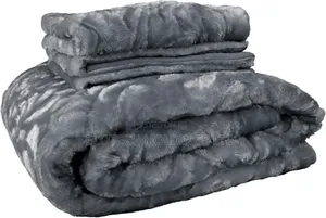 6 by 7 Fluffy Duvet Set,1 Bedsheet,1 Duvet 4 Pillowcases T6