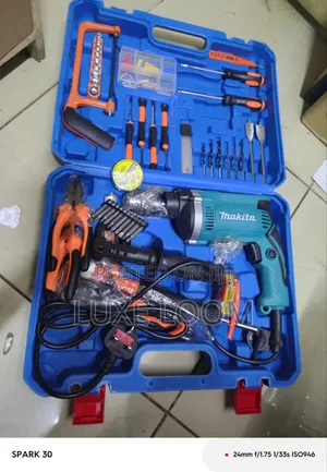 Makita Corded Drill Set/Drill Set Makita