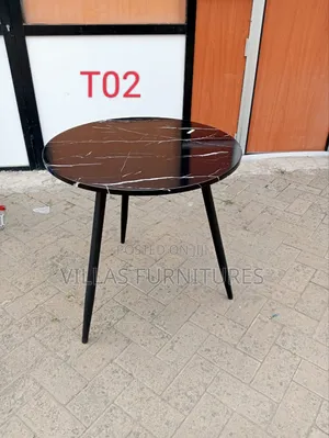 Round Eames Table Dining Table